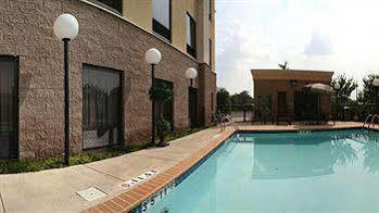 Hampton & Birmingham-pelham - I-65 Hotel Pelham